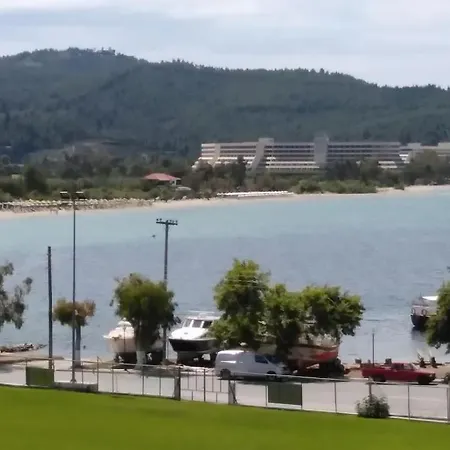 Bella Vista Neos Marmaras